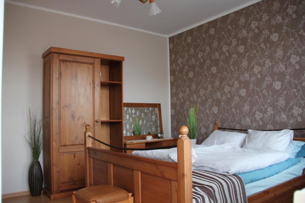 Apartamenty Eka Dom Goscinny 350M Do Plazy Rewal Bagian luar foto