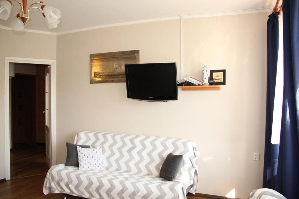 Apartamenty Eka Dom Goscinny 350M Do Plazy Rewal Bagian luar foto