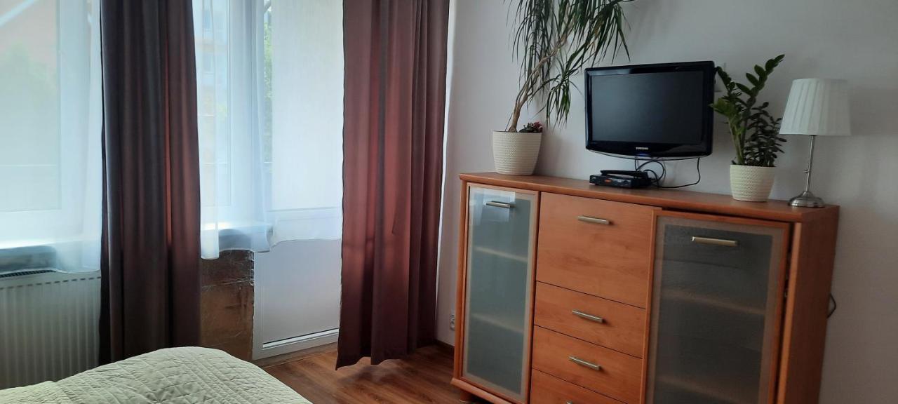 Apartamenty Eka Dom Goscinny 350M Do Plazy Rewal Bagian luar foto